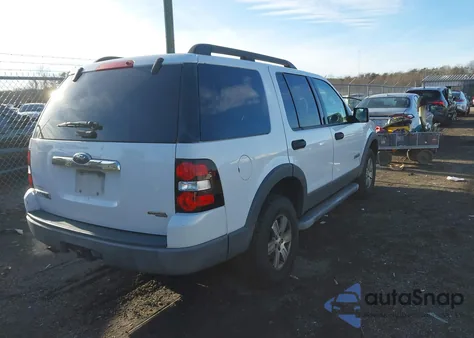 2006 Ford Explorer Xlt из США, поврежденный, VIN 1FMEU63E96UB65062